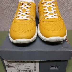 Ecco Shoes Size 6-6.5 Yellow